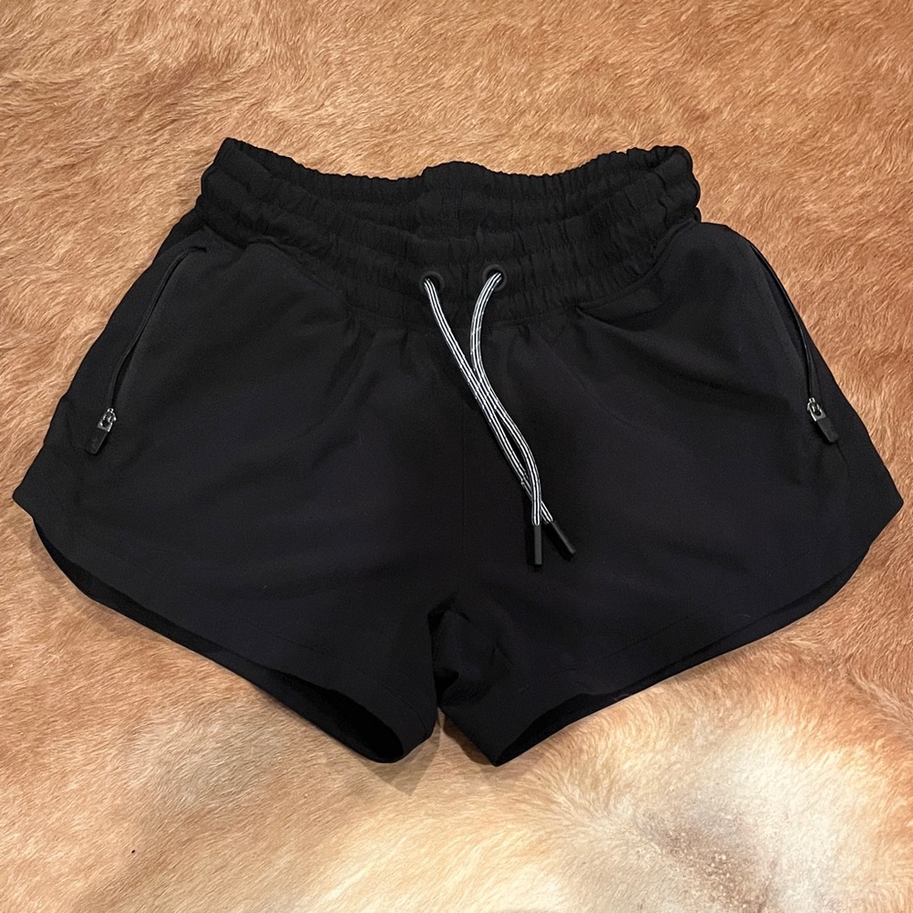 Athleta Black Women's Athletic Shorts